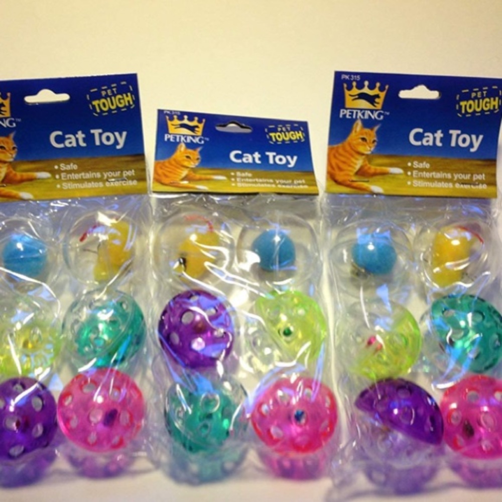Cat Toy & (2) 6oz cat/dog stainless food/water bwl